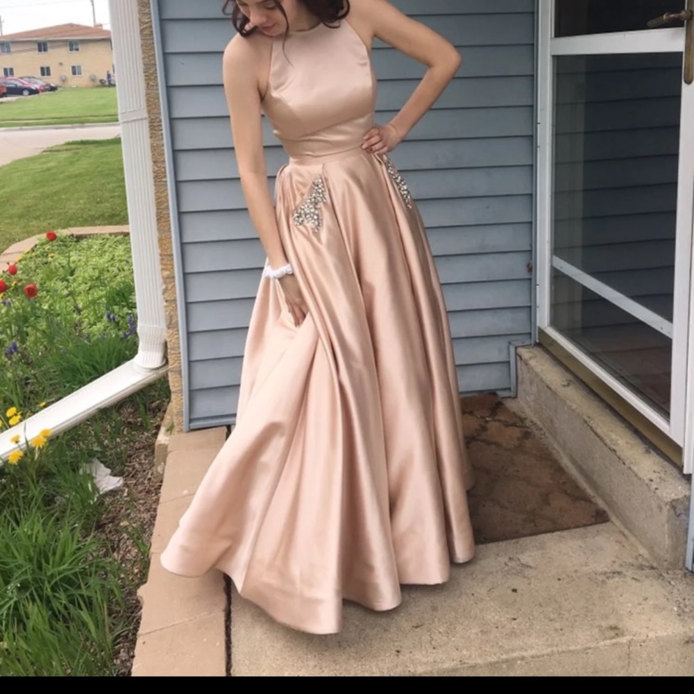 Sherri hill prom dress